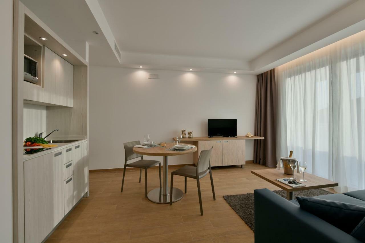 Hotel Serenella Agropoli Kültér fotó