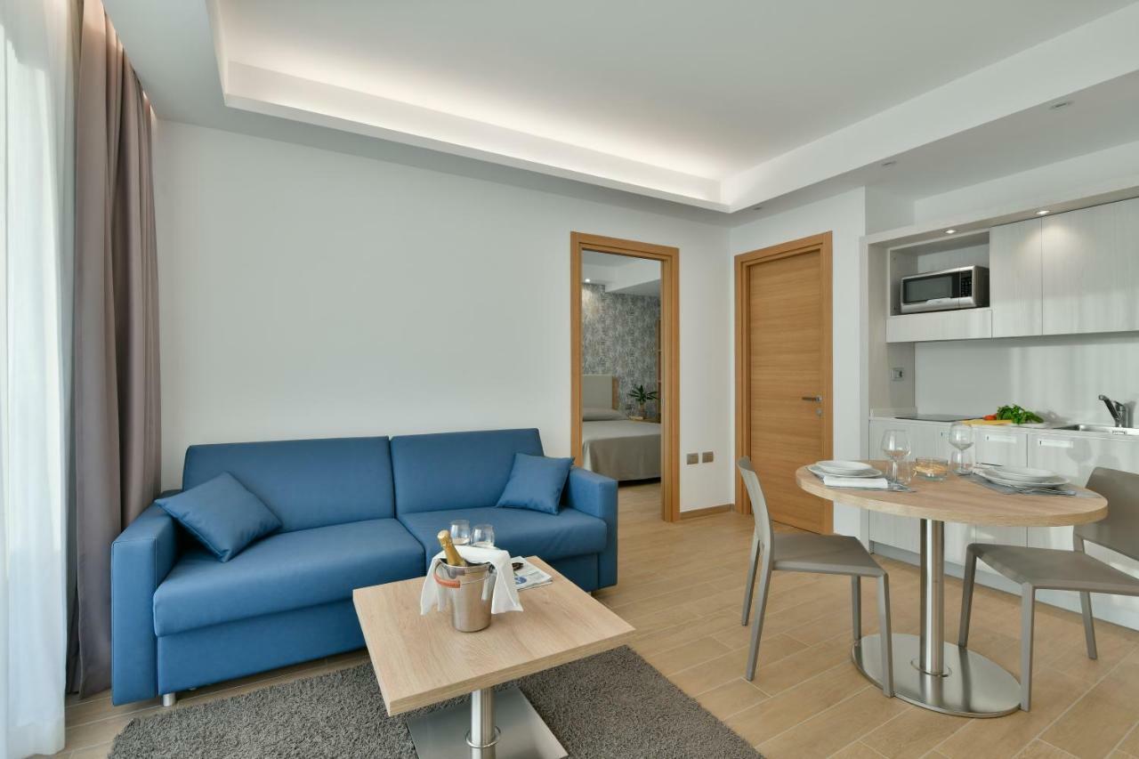 Hotel Serenella Agropoli Kültér fotó